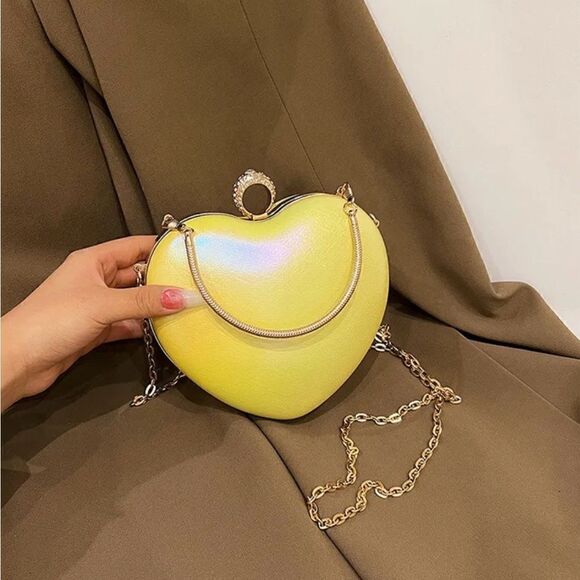 Yellow iridescent heart-shaped purse handbag - Picture 2 of 6
